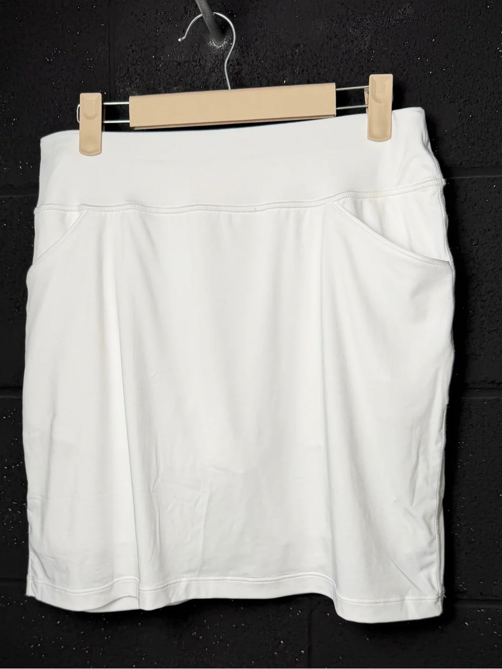 Coolibar White UPF50+ Active Skirted Tennis Skirts with Shorts - Small